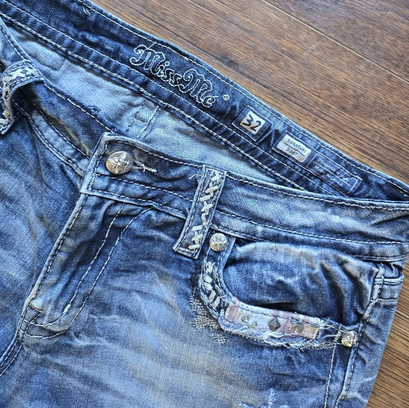 Miss Me Signature Bootcut Jeans - Picture 5 of 7